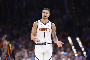 掘金记者：小波特缺阵是因为家人生病 他去陪护了