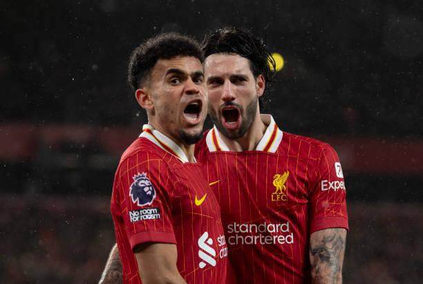 九游体育下载-利物浦稳胜联赛杯决赛预演，13分领跑双冠已无悬念