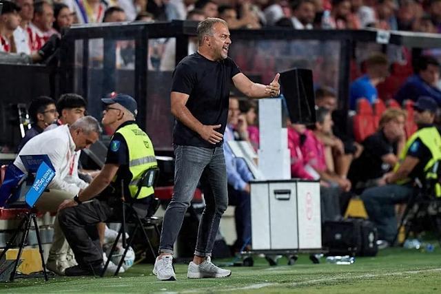 九游体育下载-巴萨主帅弗里克批评球队个人主义!亚马尔正面回应:问题不在于此