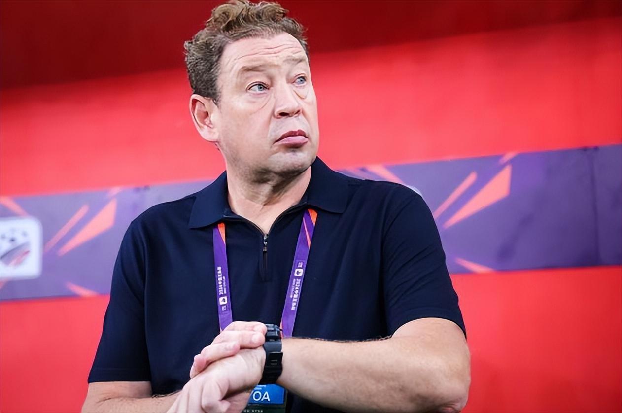 想走？俄媒：斯卢茨基或离开申花，重返俄罗斯执教，谈判已经开始