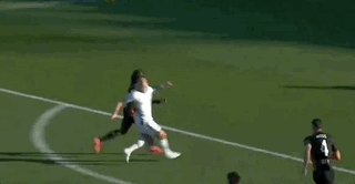 1736691631169016651.gif 【意甲】达米安补射破门,国际米兰1比0客胜威尼斯