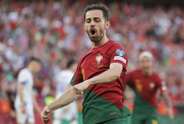 1687039328571018323.png 九游体育官网-B席首开纪录 B费2球 C罗交白卷 葡萄牙3比0赢波黑