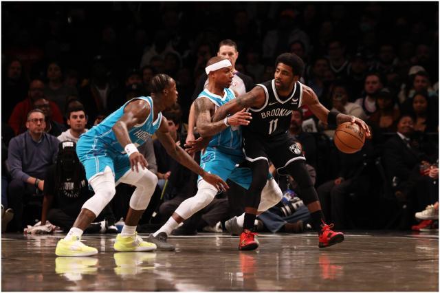 1648477803367019516.jpg 欧文主场首秀22投6中,只因布鲁克林的观众太热情?