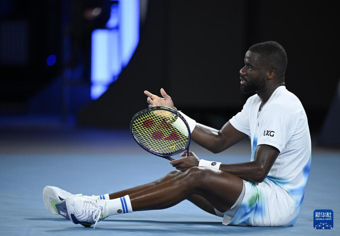 九游体育官网-澳网：德米纳尔晋级男单第四轮|美国|墨尔本|澳大利亚|王申|新华社_新浪体育_新浪新闻